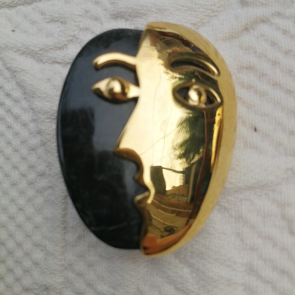 Vintage Earrings Clips Black / Green and Gold Face - Picture 4 of 6